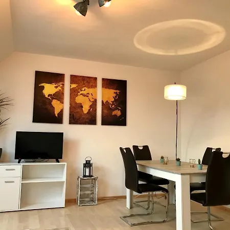Gemuetliche 2 Zimmer Fewo Parkplatz Wlan Apartment