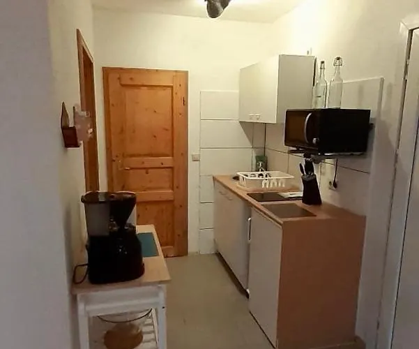 Gemütliche 2 Zimmer Fewo Parkplatz Wlan Apartamento *